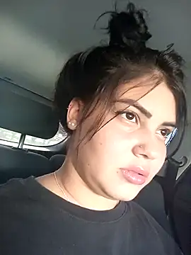 Snapshot of Cubanitaxxx chatting on November 15, 2025, 8:16 pm Cubanitaxxx online show from November 15, 2025, 8:16 pm