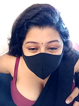 Snapshot of Cuty-Lina chatting on November 10, 2025, 3:49 am Cuty-Lina online show from November 10, 2025, 3:49 am