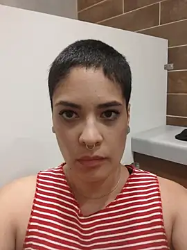 Snapshot of Natimiau chatting on October 29, 2025, 4:53 pm Natimiau online show from October 29, 2025, 4:53 pm