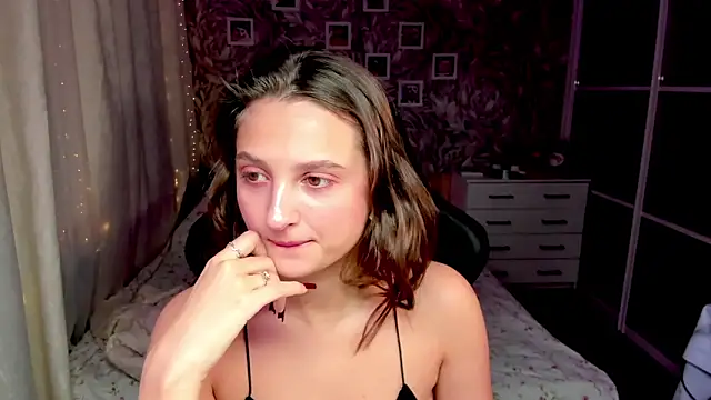 Snapshot of mishel_amurr chatting on October 27, 2025, 1:09 am mishel amurr online show from October 27, 2025, 1:09 am