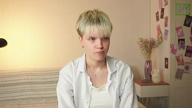 Snapshot of puffimini chatting on October 25, 2025, 1:07 pm puffimini online show from October 25, 2025, 1:07 pm