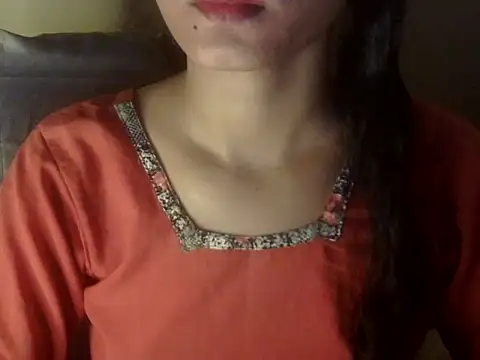 Snapshot of Shezi_N chatting on March 25, 2026, 2:01 pm Shezi N online show from March 25, 2026, 2:01 pm