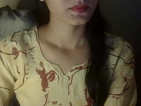 Snapshot of Shezi_N chatting on March 26, 2026, 1:28 pm Shezi N online show from March 26, 2026, 1:28 pm