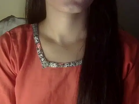 Snapshot of Shezi_N chatting on April 1, 2026, 12:06 pm Shezi N online show from April 1, 2026, 12:06 pm