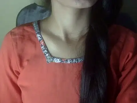 Snapshot of Shezi_N chatting on April 1, 2026, 2:14 pm Shezi N online show from April 1, 2026, 2:14 pm