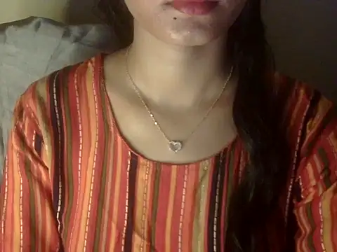 Snapshot of Shezi_N chatting on April 13, 2026, 1:05 pm Shezi N online show from April 13, 2026, 1:05 pm