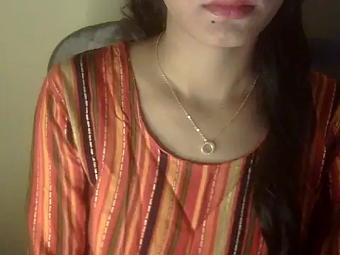 Snapshot of Shezi_N chatting on April 22, 2026, 1:01 pm Shezi N online show from April 22, 2026, 1:01 pm