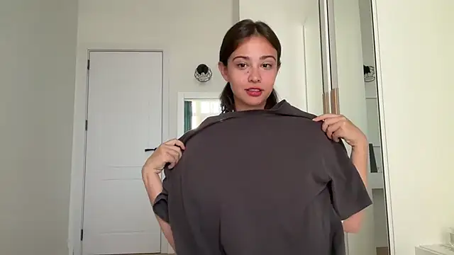 WillHannah online show from August 2, 2026, 12:47 pm