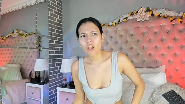 TanyaBello online show from June 7, 2026, 3:43 am
