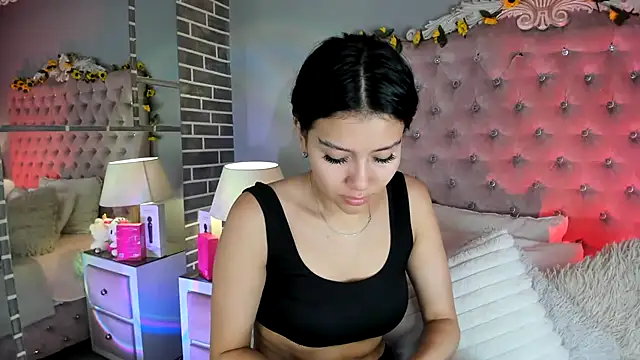 TanyaBello online show from July 15, 2026, 4:07 am