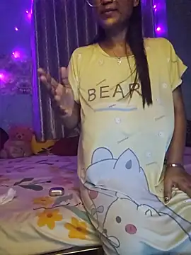 Snapshot of Desi_Maya69 chatting on May 13, 2026, 6:16 pm Desi Maya69 online show from May 13, 2026, 6:16 pm