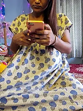 Snapshot of Desi_Maya69 chatting on June 6, 2026, 2:49 am Desi Maya69 online show from June 6, 2026, 2:49 am