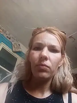 Snapshot of Coare_Cindy chatting on May 16, 2026, 12:59 pm Coare Cindy online show from May 16, 2026, 12:59 pm