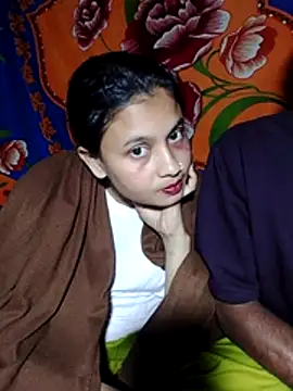 Snapshot of sexylive1100 chatting on November 27, 2025, 4:42 pm sexylive1100 online show from November 27, 2025, 4:42 pm