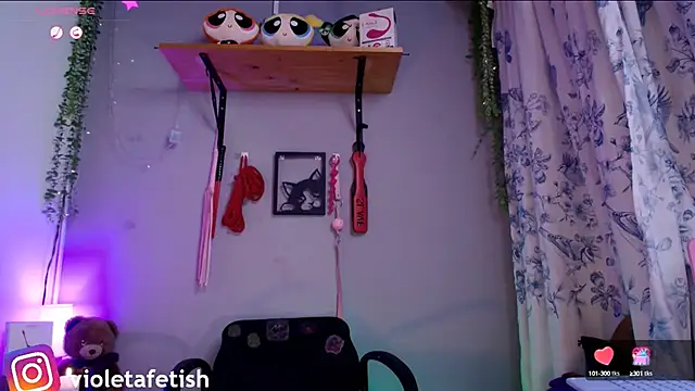 Snapshot of Violetafetish-dirty chatting on September 25, 2025, 11:41 pm Violetafetish-dirty online show from September 25, 2025, 11:41 pm