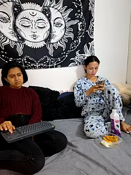 Snapshot of emily_n_abby chatting on July 6, 2026, 2:03 pm emily n abby online show from July 6, 2026, 2:03 pm