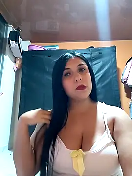 Kymberlaury online show from April 24, 2026, 3:31 am