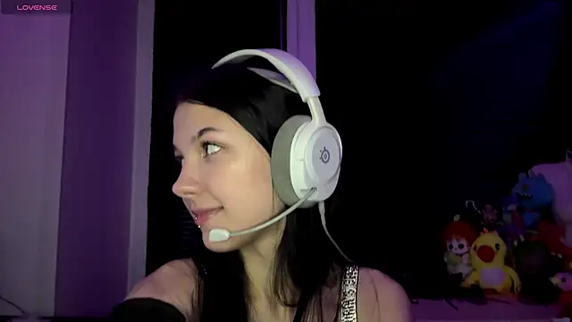 Snapshot of HanaMantanaDell chatting on October 23, 2025, 1:21 pm HanaMantanaDell online show from October 23, 2025, 1:21 pm