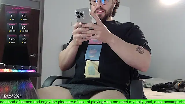 Snapshot of SugaredDigit chatting on December 26, 2024, 10:20 pm SugaredDigit online show from December 26, 2024, 10:20 pm