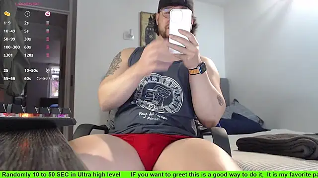 Snapshot of SugaredDigit chatting on October 18, 2025, 9:15 pm SugaredDigit online show from October 18, 2025, 9:15 pm