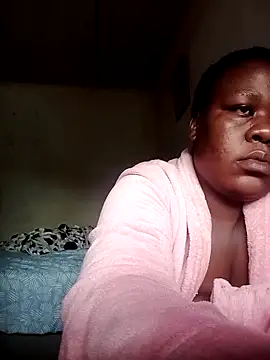 Roronae online show from March 3, 2026, 11:49 am