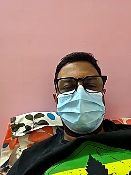 Snapshot of 40ButNaughty chatting on October 23, 2025, 6:17 pm 40ButNaughty online show from October 23, 2025, 6:17 pm