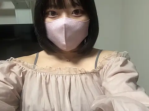 pinkudayo girl online show from April 15, 2026, 11:50 am