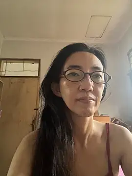 princessD077 online show from November 5, 2025, 2:00 am