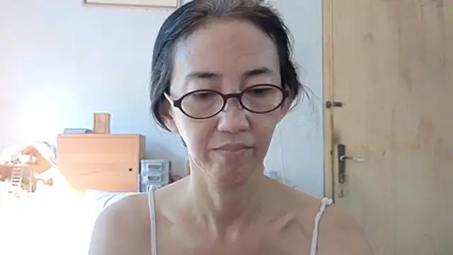 Snapshot of princessD077 chatting on May 31, 2026, 2:09 am princessD077 online show from May 31, 2026, 2:09 am