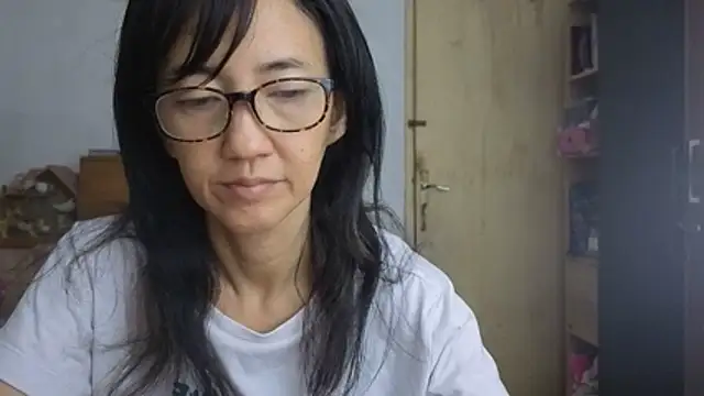 Snapshot of princessD077 chatting on June 24, 2026, 4:28 pm princessD077 online show from June 24, 2026, 4:28 pm