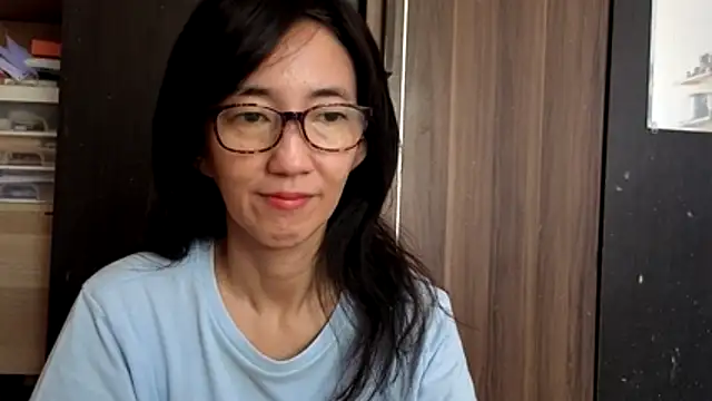 Snapshot of princessD077 chatting on July 8, 2026, 3:55 am princessD077 online show from July 8, 2026, 3:55 am