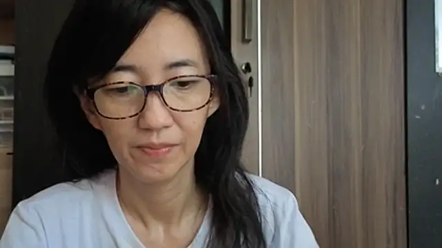 Snapshot of princessD077 chatting on July 19, 2026, 8:07 am princessD077 online show from July 19, 2026, 8:07 am