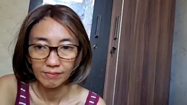 Snapshot of princessD077 chatting on August 1, 2026, 3:28 am princessD077 online show from August 1, 2026, 3:28 am