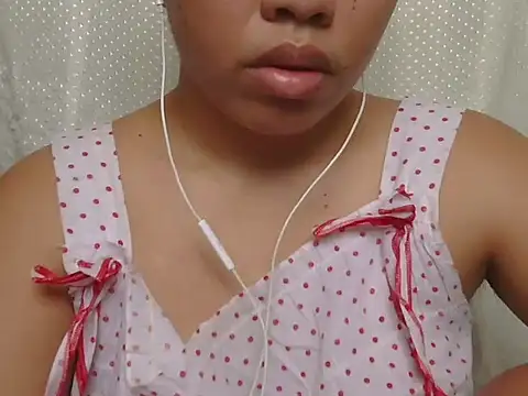 ChubbyButty online show from April 28, 2026, 2:27 am