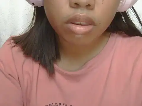 Snapshot of ChubbyButty chatting on June 24, 2026, 3:49 am ChubbyButty online show from June 24, 2026, 3:49 am