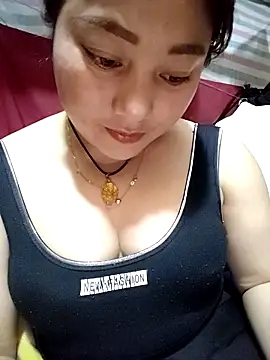 Sinhlinh2020 online show from April 3, 2026, 1:53 pm
