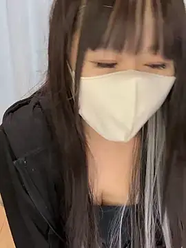 sakina-07 online show from November 17, 2025, 1:06 pm