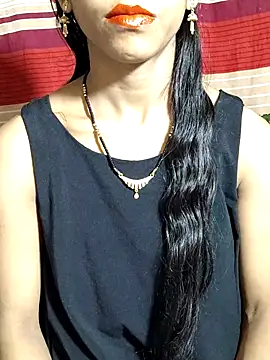 Itz Aisha   online show from November 5, 2025, 6:02 am