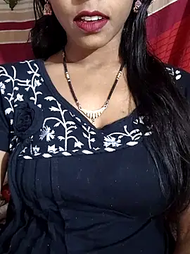 Snapshot of Itz_Aisha__ chatting on April 2, 2026, 5:27 am Itz Aisha online show from April 2, 2026, 5:27 am