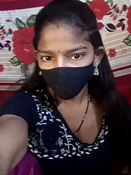 Snapshot of Itz_Aisha__ chatting on May 18, 2026, 5:35 am Itz Aisha online show from May 18, 2026, 5:35 am