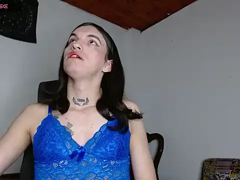 Snapshot of Scarlett_crastrawberry chatting on July 6, 2026, 2:03 pm Scarlett crastrawberry online show from July 6, 2026, 2:03 pm