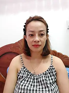 Baby-bigboobs20 online show from October 17, 2025, 8:55 pm