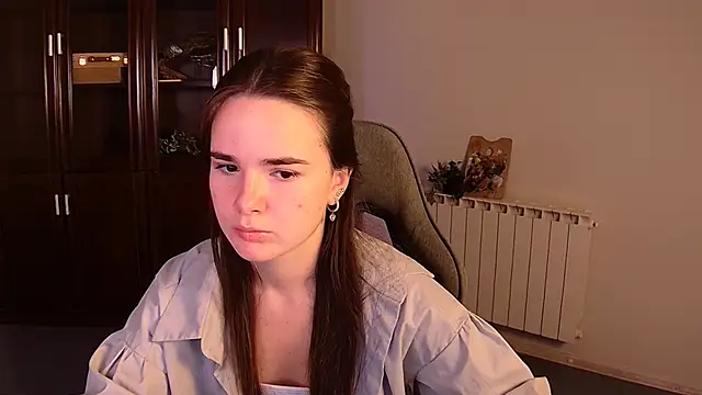 May Bloom online show from October 23, 2025, 9:19 am