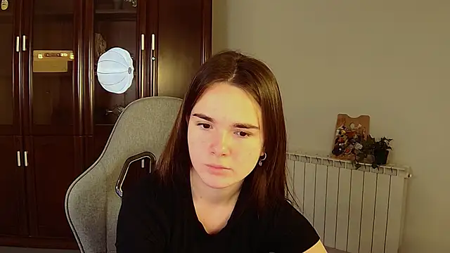 May Bloom online show from October 29, 2025, 5:31 am