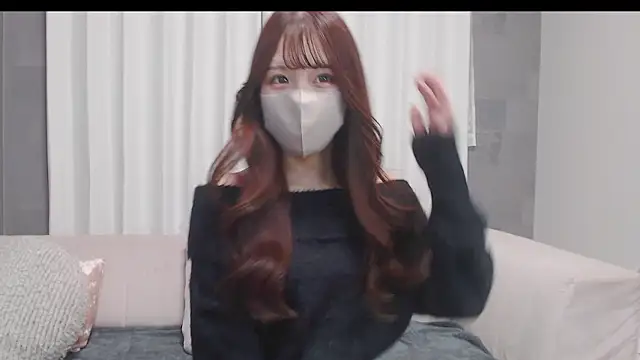 Snapshot of LOVE_MIREI_LOVE chatting on October 22, 2025, 12:49 pm LOVE MIREI LOVE online show from October 22, 2025, 12:49 pm