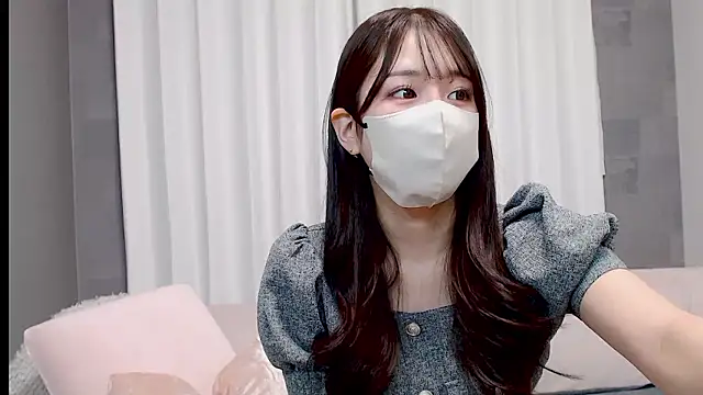 LOVE MIREI LOVE online show from May 10, 2026, 11:04 am