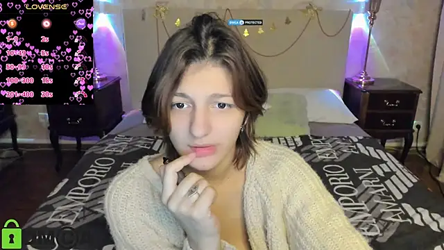 A Skyy online show from February 1, 2026, 9:02 pm