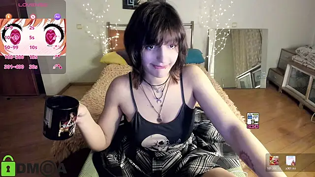 Snapshot of A_Skyy chatting on May 6, 2026, 8:47 pm A Skyy online show from May 6, 2026, 8:47 pm