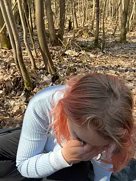 Onlymiasophie online show from March 5, 2026, 10:44 am