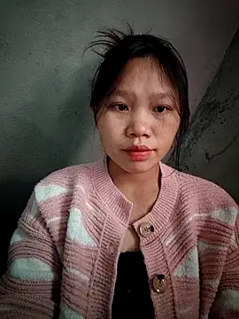 linh-miu99 online show from March 16, 2026, 7:34 am